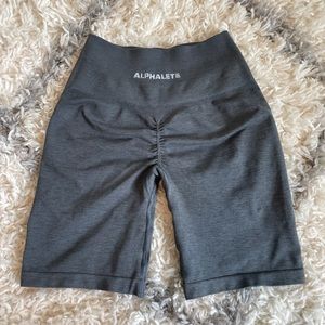 Alphalete Amplify Titanium Biker Shorts